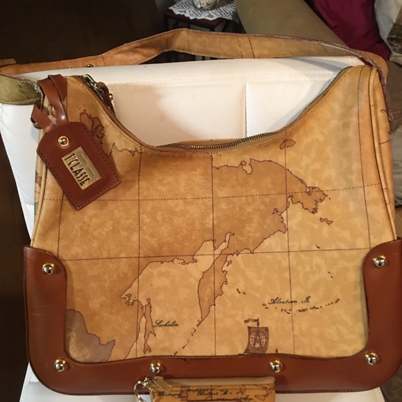 Auth.Vintage Alviero Martini A1 Class Hobo. Wallet not included - Picture 7 of 13